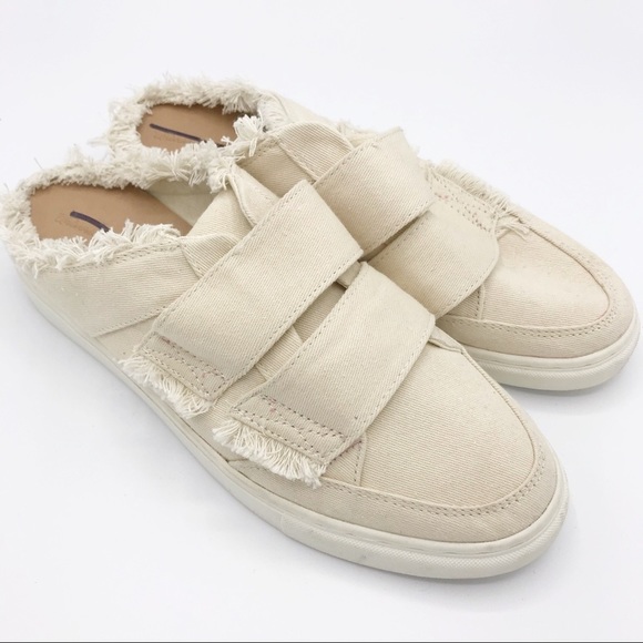 Universal Thread Shoes - Universal Thread Cream Canvas Raw Edge Mules 8.5